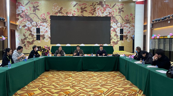 365英国在线体育集团乐队正式组建并进行排练