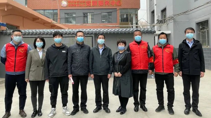 365英国在线体育集团慰问下沉社区疫情防控志愿者