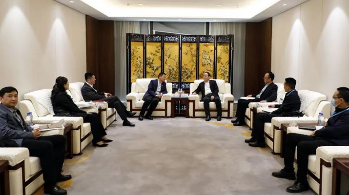招商银行兰州分行行长倪佳一行到访365英国在线体育集团