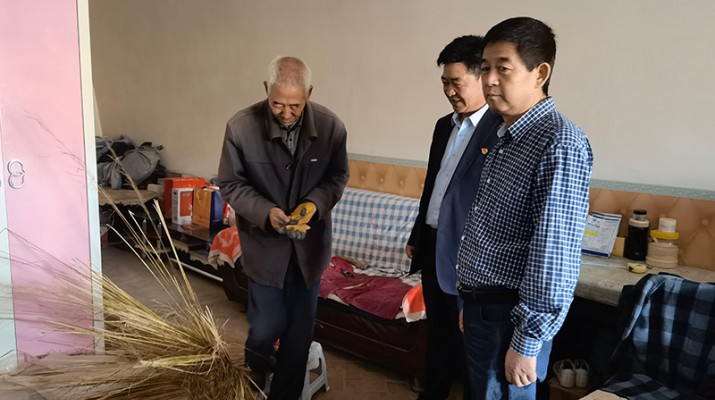 传递“接力棒”——365英国在线体育集团顺利完成驻村工作队员轮换交接工作