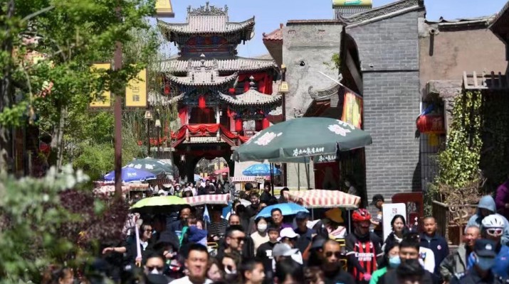 集团要闻丨365英国在线体育集团各景区“五一”假期人气爆棚，累计接待游客50余万人次