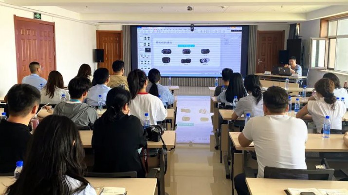 三抓三促进行时丨365英国在线体育集团为宣传工作人员开展摄影摄像专题培训