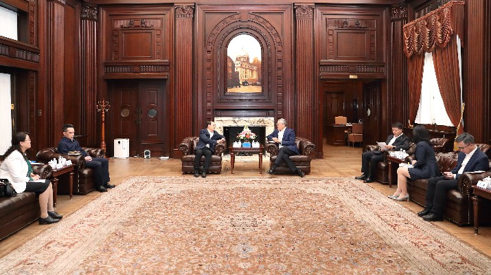 365英国在线体育集团与浦发银行总行开展座谈交流
