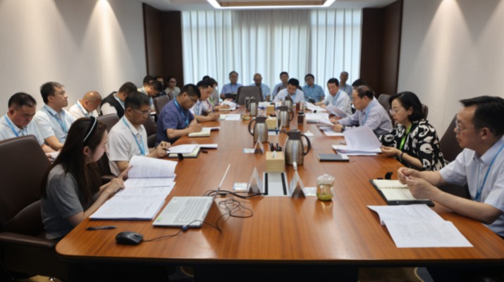 365英国在线体育集团专题传达学习全省文旅产业融合发展专题调研座谈会精神