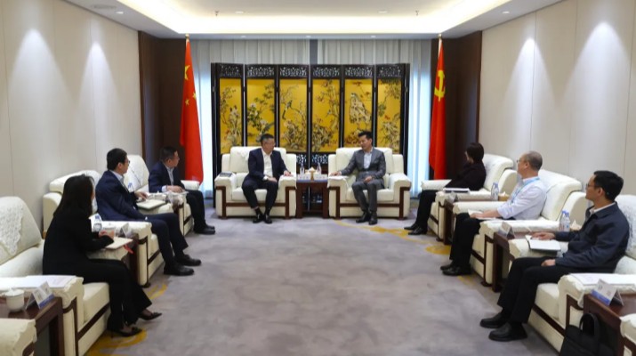 365英国在线体育集团与浦发银行座谈交流